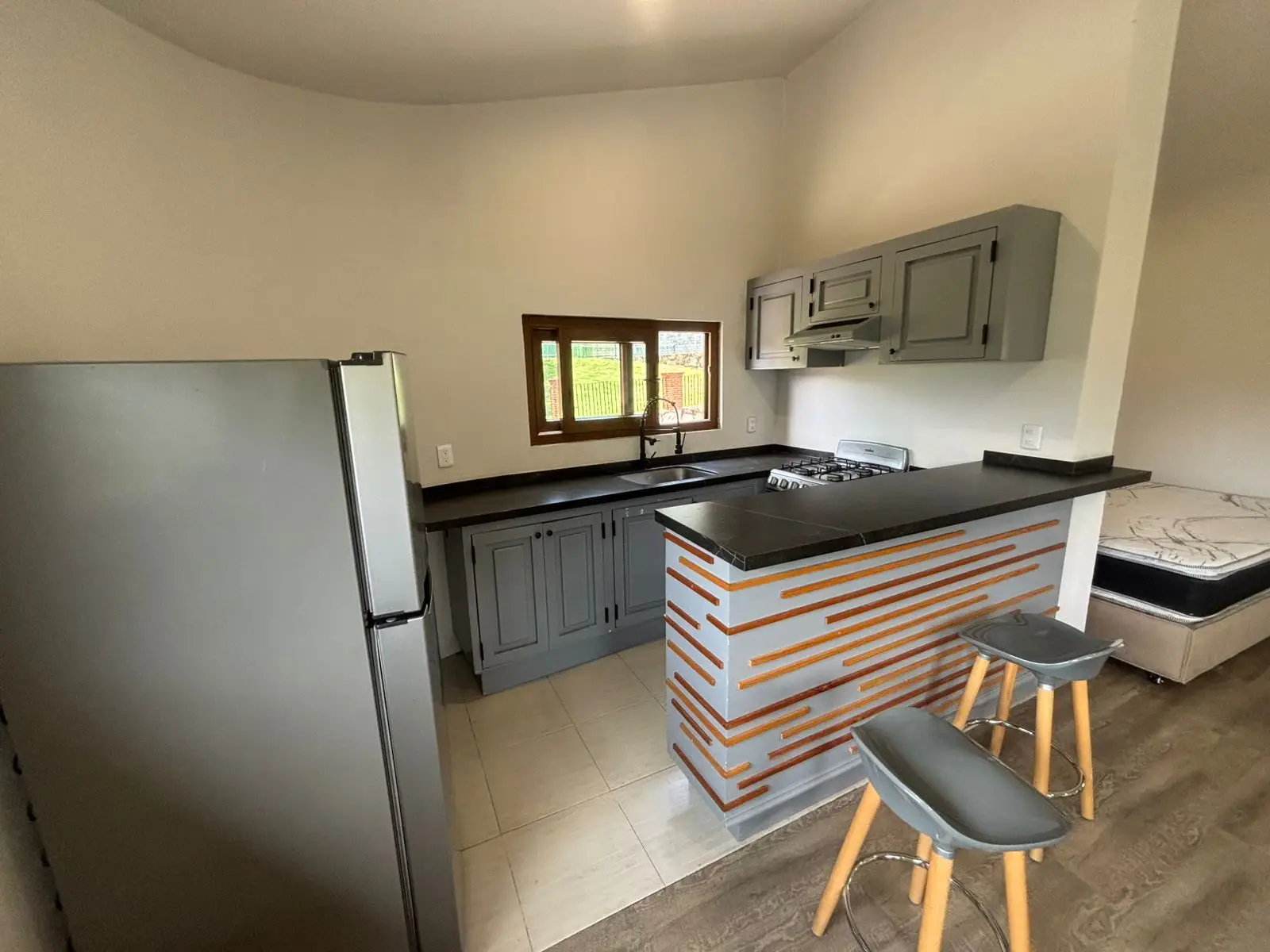 WhatsApp Image 2025-10-21 at 23.36.09 (2)